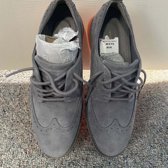 Cole Haan - Picture 3 of 5